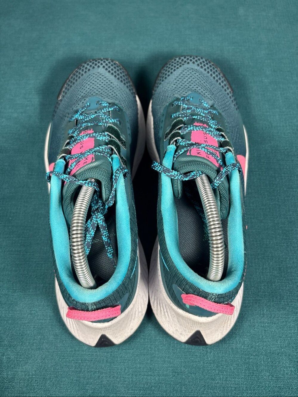 Nike Pegasus Trail 3 Teal Pink Womens Size 9.5 Running Shoes DA8698-300 - Picture 6 of 8